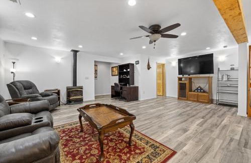 Lead House | Ponderosa Hideaway-ATV, Hiking, Snowmobiling, Hunting & Casino Fun