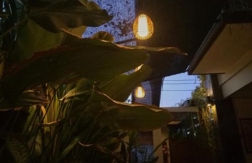 Sunset Road House | Pondok Sutya
