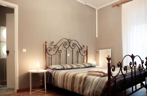 Angarano Apartment | Ponte Vecchio, elegante appartamento a due passi dal centro