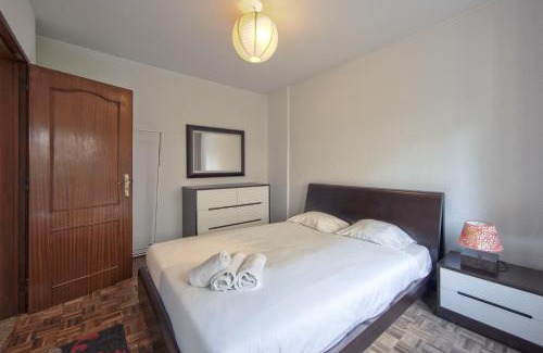 Alfornelos Apartment | Pontinha Typical by Homing