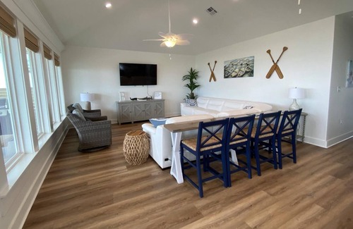 Grand Isle House | Poo-Yie would ya look at dat sha
