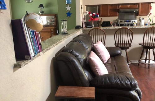 Heritage House | POOL, 3 /2 home next to Lackland AFB and SeaWorld