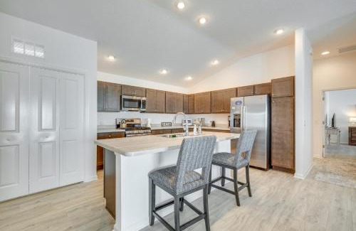 Wildwood House | Pool Access, Patio and Grill Sunny Florida Escape!