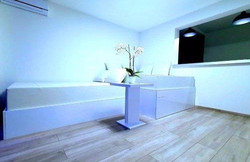 Mihotici Apartment | Pool and Jacuzzi Luxury Apartments
