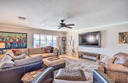 Corvalian Estates House | Pool and Outdoor Lounge Scottsdale Family Home