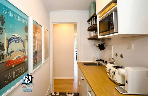 Goolwa Beach House | Pool & Beach Retreat. Relax & Unwind at Good Times