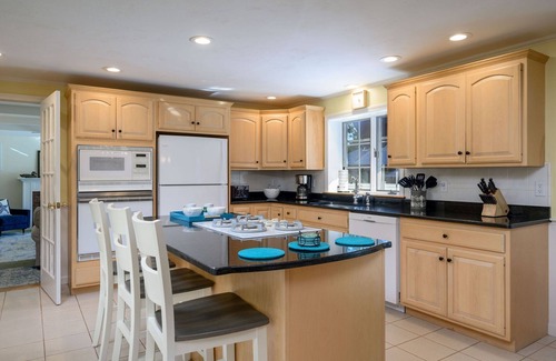 Harwich Port House | Pool Central AC Walk to Harwich Port and Beach backs to conservation
