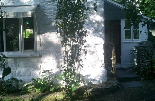 Machynlleth Cottage | Pool Cottage