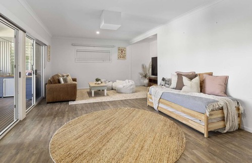 Sandy Beach House | Pool, Gorgeous BBQ Deck, Cubby House with Slide, Pet Friendly