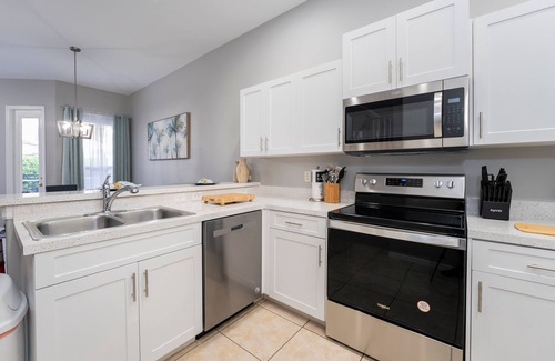 Lake Davenport Estates House | Pool Home in Gated Community Close to Walt Disney World