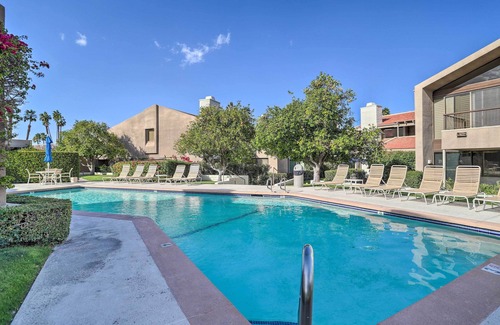 Palm Desert Apartment | Pool & Hot Tub Access: Palm Desert Studio Condo