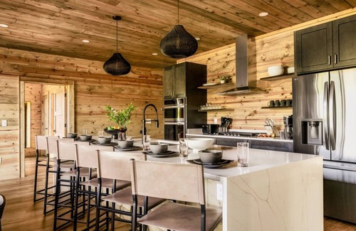 Pittman Center Cabin | POOL, Hot Tub, Theater, Game Room, Fire Pit - Sanctuary at Kettle Creek
