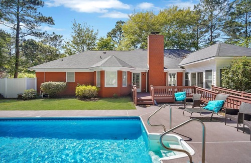 Statesboro House | Pool House - Close to Georgia Southern