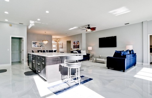 Sabal Harbour House | Pool House - Heated Private Pool, Central Location near IMG, Sports courts!
