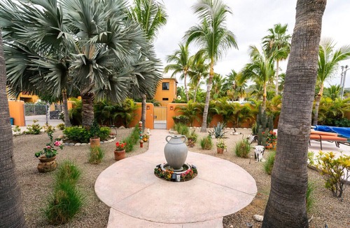 Los Barriles Apartment | Pool house in the heart of Downtown Los Barriles