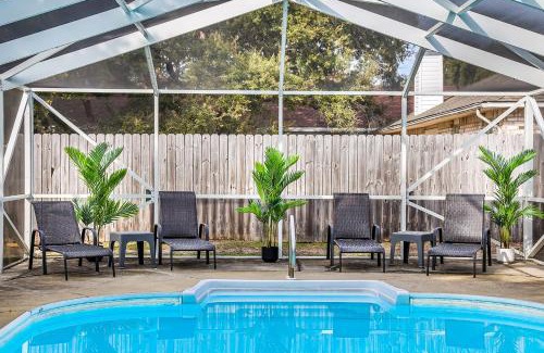 Navarre House | Pool House, Short Drive to Beach, Grill, Smart TV