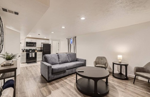 Arvada House | Pool I Hot Tub I Guest Suite I Fireplace I Arvada