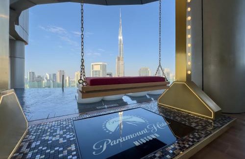 Downtown Dubai Apartment | Pool in the Clouds with Burj Khalifa View, 2Br apartment in Paramount Hotel Midtown