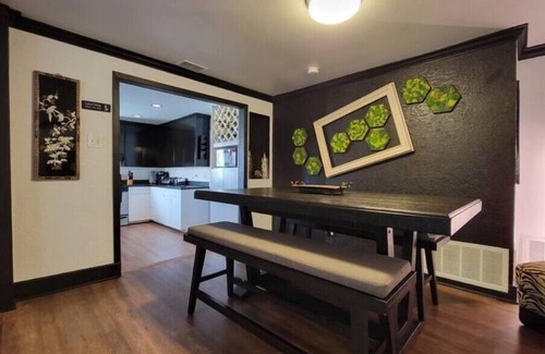 Plano House | Pool + Jacuzzi: A Gem, The Perfect House of Zen