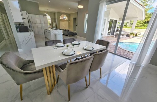 Coral Springs House | Pool & Jacuzzi! Managed by BNR Vacation Rentals