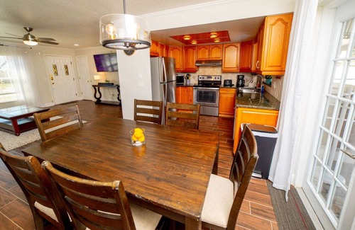 Oak Ridge House | Pool-Jacuzzi & Palm Trees/8 Universal/15 Disney