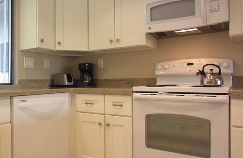 Sunrise Vista Chino Condo | Pool just steps away!