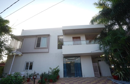 Hyderabad Other | POOL PARTIES,GARDEN PARTIES, with 5 king size bed rooms and a massive huge pool.