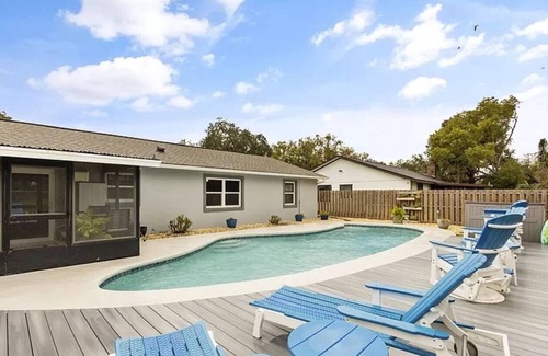 Holly Hill House | Pool Party in Daytona! Sleeps 8