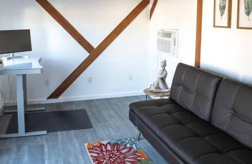 Diamond Springs House | Pool! Quite, Private, remodeled home on the hill