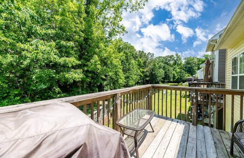 Goose Creek House | Pool Table, Spacious 3 Story, 4 bedroom Dwelling