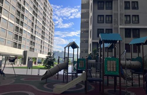 Batu Caves Apartment | Pool View Studio - 168 Park Selayang