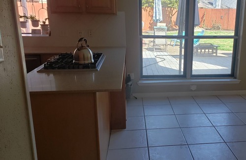 Pecan Grove House | Pool / waterfall 4-bedroom 20 minuyes to Houston, Katy, Sugarland in Richmond.