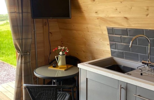 Woolacombe Cabin | Poole farm pods. The Ruby 1 lodge .