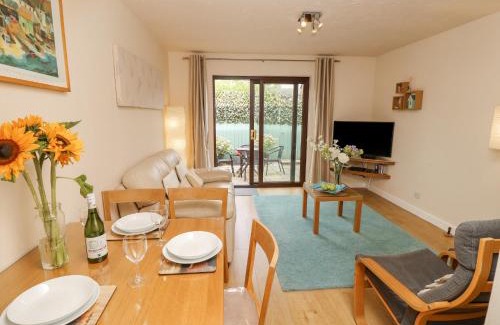 Poole House | Poole Quay Cottage