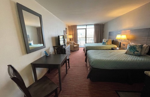 Myrtle Beach Hotel | Pools and Fun - Landmark