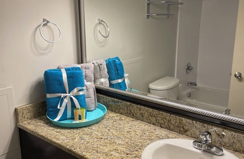 Myrtle Beach Hotel | Pools and Fun - Landmark