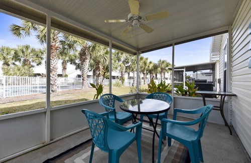 Panama City Beach House | Poolside Cabana by Book That Condo