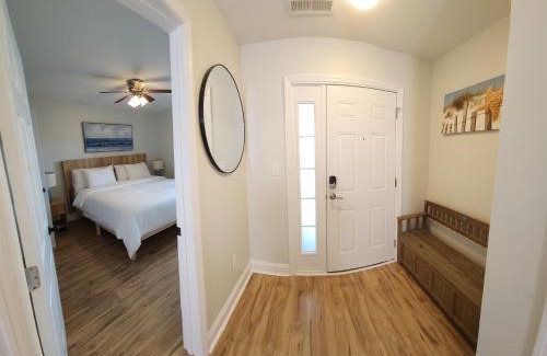 Surfside Beach Apartment | Poolside Condo in Surfside Beach