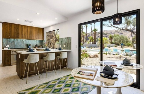 Araby Commons House | Poolside Mid-Century Paradise - Luxury Meets History: Iconic Architecture & Resort-Style Comfort