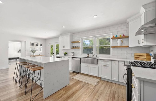 Jester Estates House | Poolside Paradise West Elm Magazine Featured!