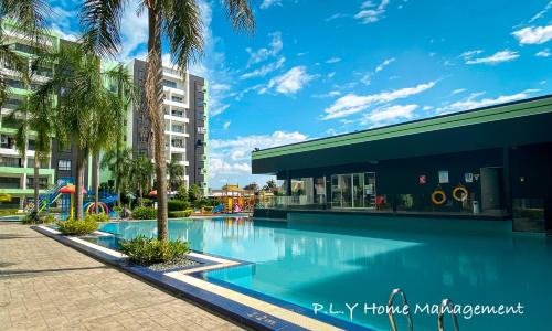 Kampung Kuala Pari Apartment | PoolView Waterpark 300Mbps Ipoh Homestay Manhattan Condo 4-7pax 3bedroom Station 18 pengkalan