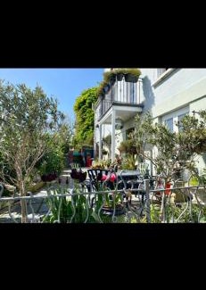 Old Town Hastings Apartment | Pop Art Pad heart of Old Town with parking!