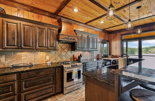 Arley House | Pop's Place: 5 BR, 3 BA in Arley, Sleeps 13