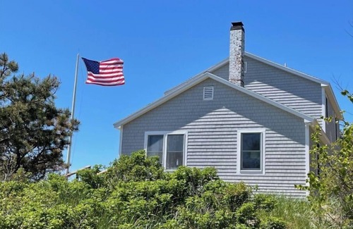 Phippsburg House | Popham Beach Oceanfront Cottage, 4 bedrooms, 2.5 bath, sleeps 9