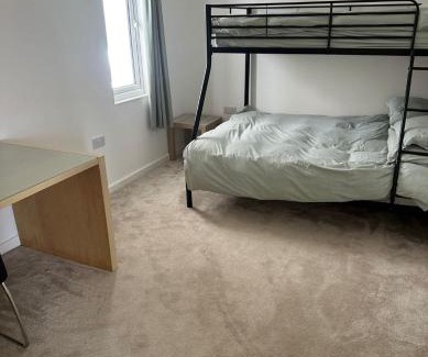Spalding House | Poplar holiday cottage