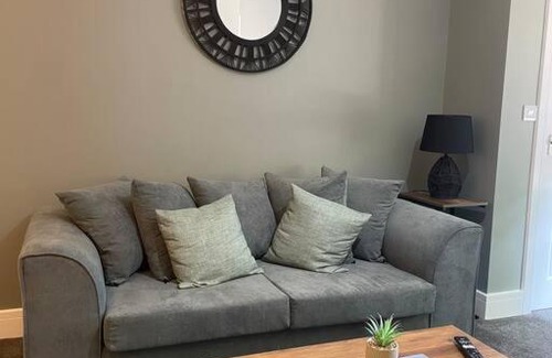 King's Lynn Apartment | Poplar House-2Bedroom house in town centre with free Parking by ShortStays4U