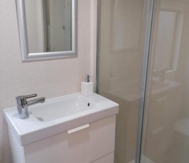 Kirkby on Bain Apartment | Poplar Lodge Log Caravan