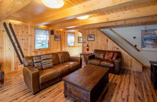 Tahoe Pines House | Poplar Place By Hauserman Rentals