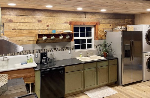 Boles Cabin | Poppaw’s Crooked Cabin @ Wyld Farms
