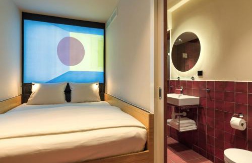 Amsterdam North Hotel | Poppies
